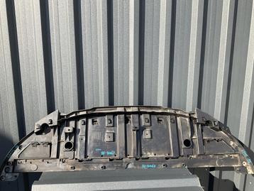 Bumper onderplaat Renault Captur 13-16 620920067R RE-20063 beschikbaar voor biedingen