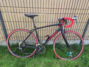 Velo de course beschikbaar voor biedingen