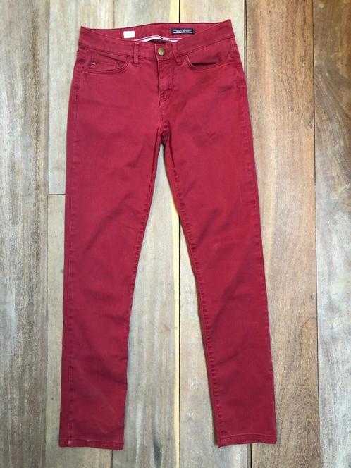 Tommy Hilfiger W26 Milan RW slim fit jeans, donkerrood, Kleding | Dames, Spijkerbroeken en Jeans, Gedragen, W27 (confectie 34) of kleiner