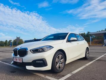 bmw 1 serie 2023  disponible aux enchères