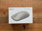 Microsoft Surface Bluetooth Muis - Zilver, Computers en Software, Muizen, Ophalen, Rechtshandig, Muis, Nieuw