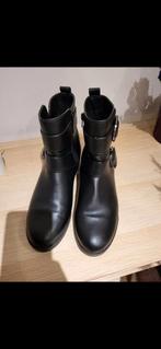 Neuf Graceland porte même pas 1 heure 20€, Vêtements | Femmes, Chaussures, Comme neuf, Noir, Enlèvement ou Envoi, Boots et Botinnes