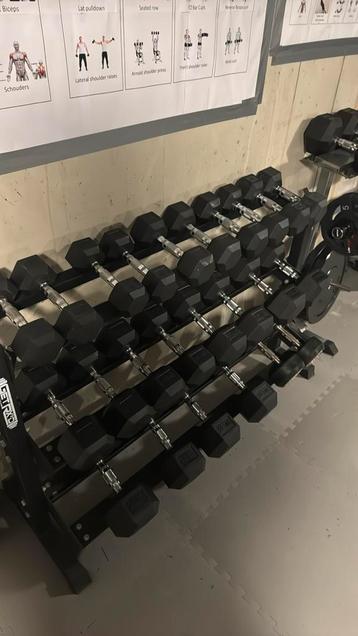 Hex dumbbells 5kg t.e.m. 22,5kg- nieuw in doos (220kg) beschikbaar voor biedingen