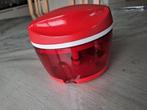 Tupperware uiensnijder, Ophalen, Rood