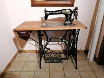 Zeldzame vintage Nothmann naaimachine  beschikbaar voor biedingen