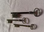 3 Clés anciennes 14 -19,5 -10cm TB état, Envoi