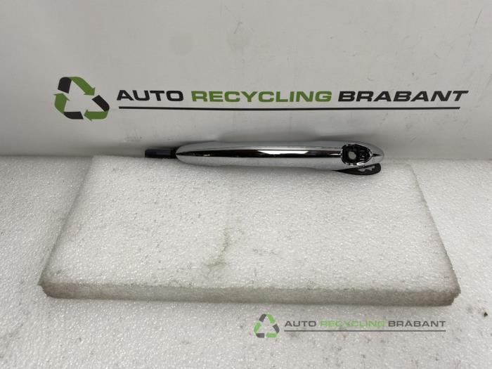 Poignée portière 4portes avant gauche d'un Mini Clubman, Autos : Pièces & Accessoires, Carrosserie & Tôlerie, Utilisé, 3 mois de garantie