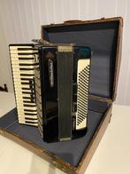 weltmeister stella 120 bass, Musique & Instruments, Avec valise, Enlèvement, Utilisé, 120 basses