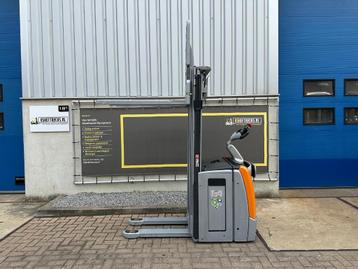 VS-22446 Elektrische triplex stapelaar Still 4.716mm beschikbaar voor biedingen