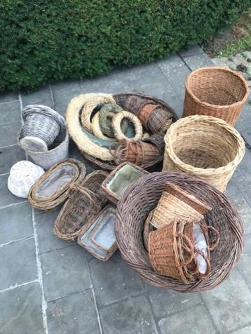 Allerlei mandjes beschikbaar voor biedingen