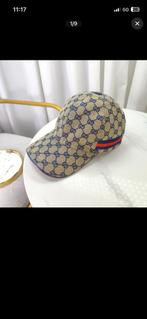 Gucci pet, Ophalen of Verzenden, Nieuw, 57 cm (M, 7⅛ inch) of minder, Pet