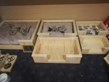 nieuwe kleine houten en sterke hondenmand nu 20€ laatste  beschikbaar voor biedingen