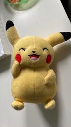Pikachu Pokémon knuffel nieuwstaat meer kleur dan op foto, Comme neuf, Enlèvement ou Envoi