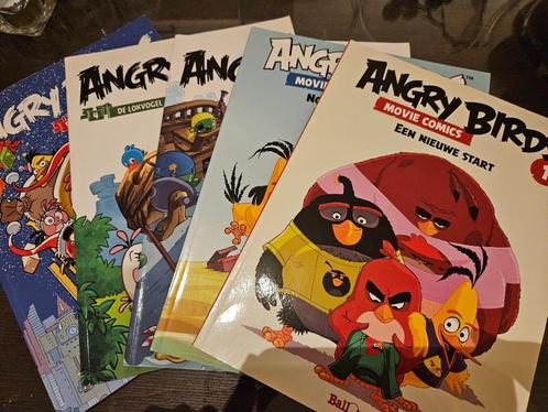 Angry birds nrs 1, 2, 3, 4 en 5, Boeken, Stripverhalen, Zo goed als nieuw, Meerdere stripboeken, Ophalen of Verzenden