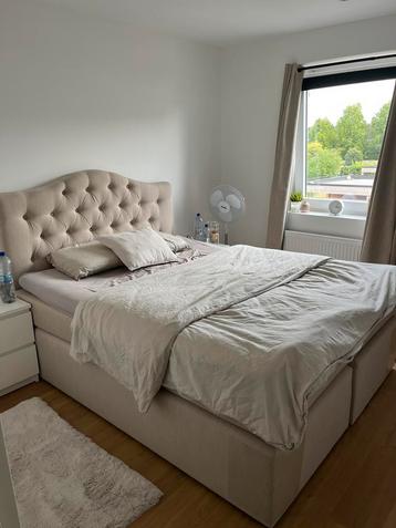 Boxspring 160x200  (8 maanden oud) beschikbaar voor biedingen