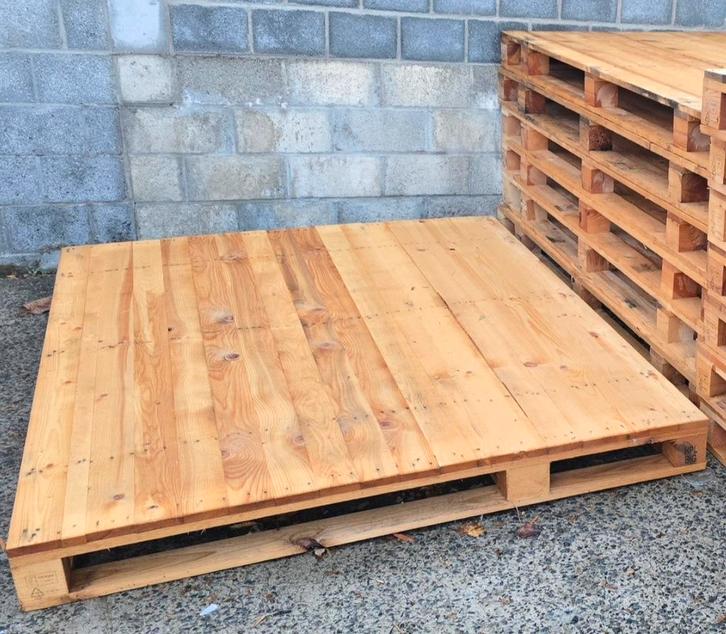 Palettes en bois robustes, idéales pour les projets à faire, Jardin & Terrasse, Terrasses, Comme neuf, Enlèvement