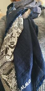 Foulard Shanna, Vêtements | Femmes, Vêtements Femmes Autre, Autre, Enlèvement, Neuf