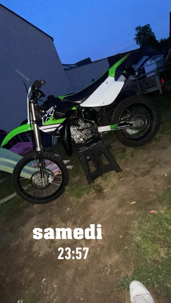 Kawazaki kx 85cc bas moteur remis a neuf, Motoren, Motoren | Kawasaki, Particulier, Crossmotor, 1 cilinder, Ophalen