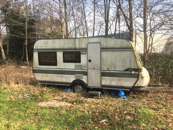 Hobby prestige, Caravans en Kamperen, Caravans, Particulier, tot en met 4, 750 - 1000 kg, Hobby, Airco, Koelkast, Ophalen