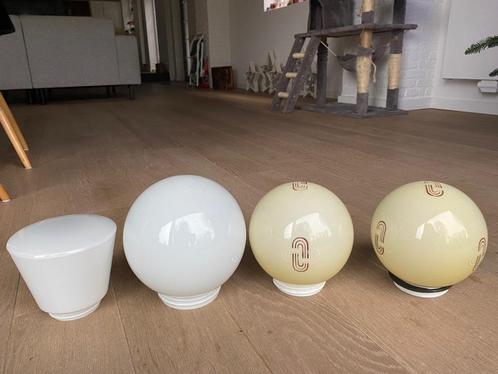vintage lampenbollen / schroefkogel, Huis en Inrichting, Lampen | Plafondlampen, Gebruikt, Glas, Ophalen of Verzenden
