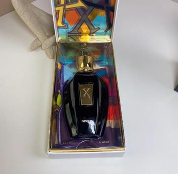 Herenparfum 100ml beschikbaar voor biedingen