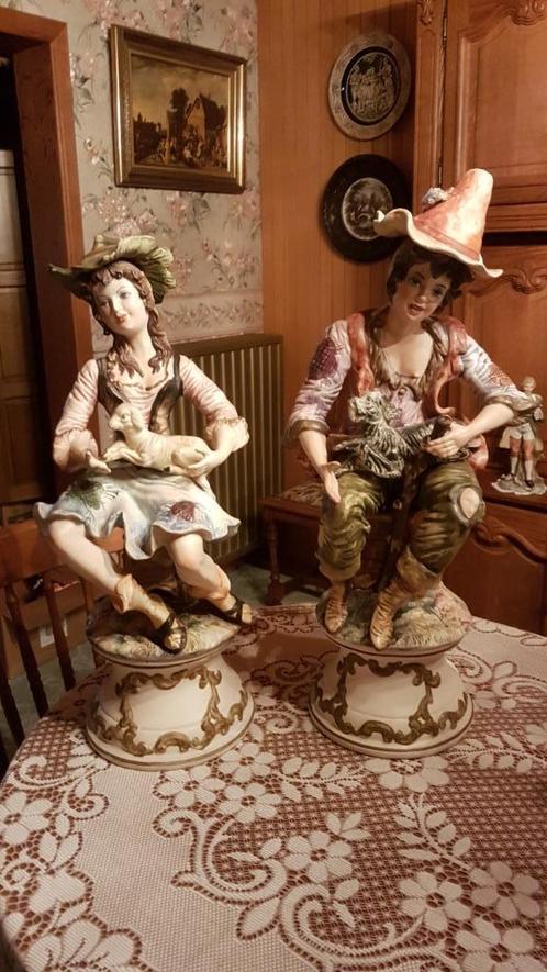 twee mooie grote beelden capodimonde, Antiek en Kunst, Kunst | Beelden en Houtsnijwerken, Ophalen