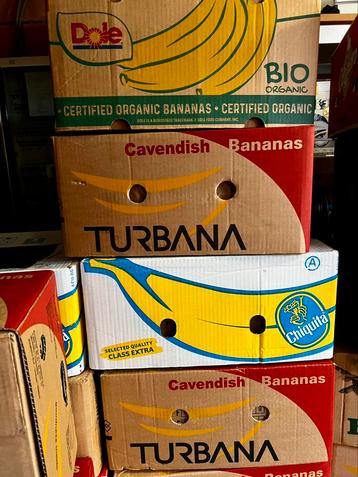 Bananendozen beschikbaar voor biedingen