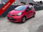 Toyota Aygo 1.0 | Benzine | Manuel | Gekeurd, Auto's, Toyota, Voorwielaandrijving, 4 zetels, Stof, Zwart