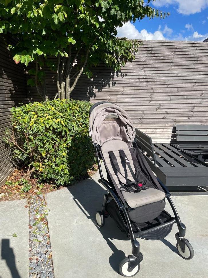 Yoyo Buggy (Babyzen) in verzorgde staat, Kinderen en Baby's, Buggy's, Zo goed als nieuw, Overige merken, Regenhoes, Verstelbare rugleuning