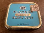 Boîte à tabac Old Player's Navy Cut, Collections, Boîte en métal, Autres marques, Utilisé, Enlèvement ou Envoi, Autre