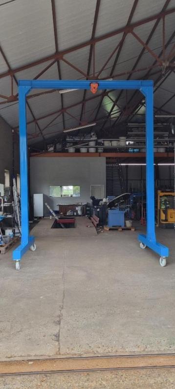 Portaalkraan 2 Ton beschikbaar voor biedingen