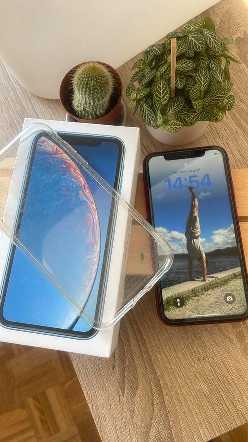 Apple iPhone XR rood (probleempje met FaceID), Telecommunicatie, Mobiele telefoons | Apple iPhone, Refurbished, 64 GB, Zonder abonnement