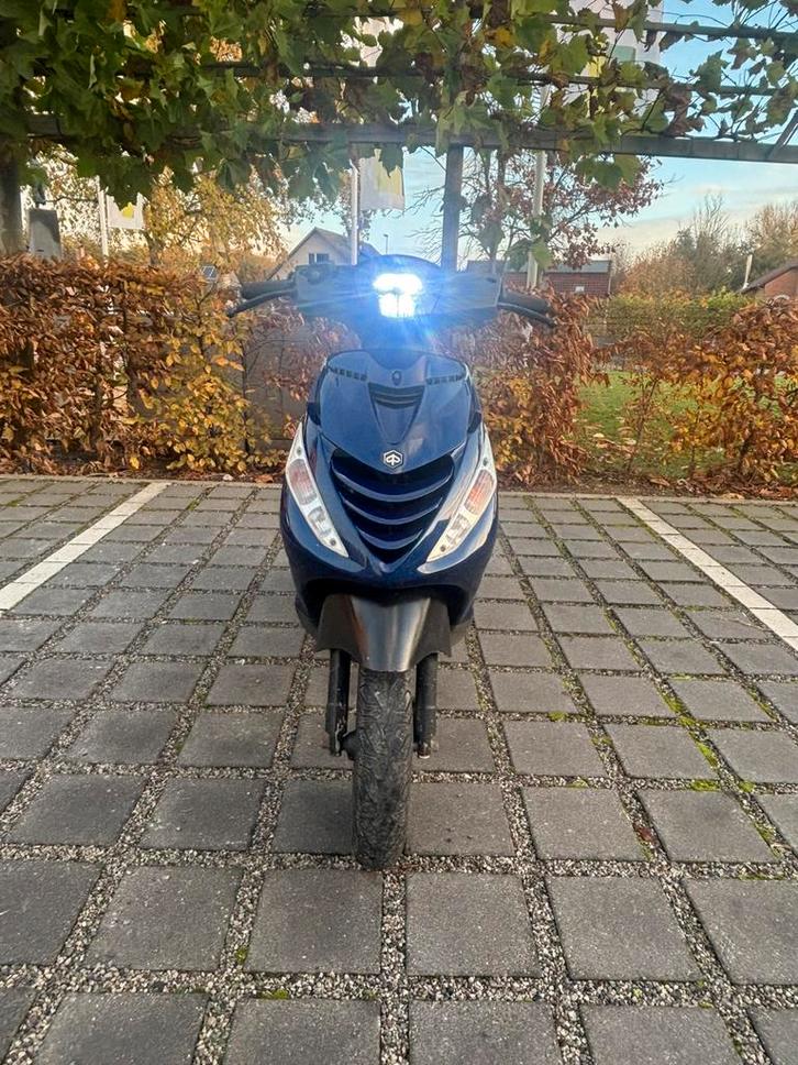 Piaggio Zip a klasse 2 takt, Fietsen en Brommers, Scooters | Piaggio, Gebruikt, Zip, Klasse A (25 km/u), Tweetakt, Ophalen