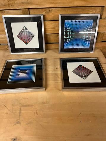 Set van 4 kunstwerken beschikbaar voor biedingen