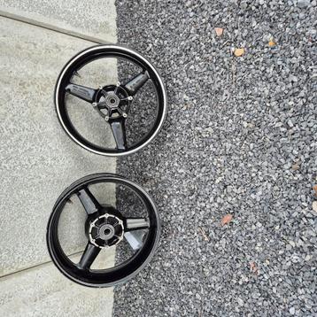 Jantes Yamaha R6 99-02  beschikbaar voor biedingen