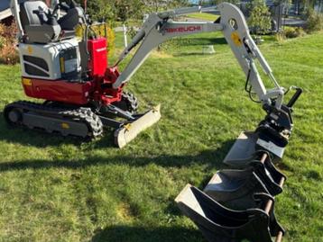 Takeuchi TB210R beschikbaar voor biedingen