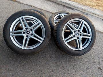 Mercedes C-klasse W205 met 225 50 17 winterbanden  beschikbaar voor biedingen