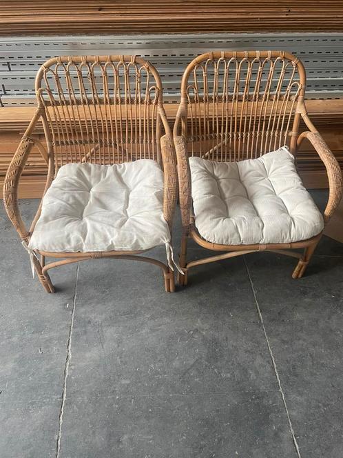 2 vintage rotan stoelen, Tuin en Terras, Tuinstoelen, Zo goed als nieuw, Rotan, Ophalen