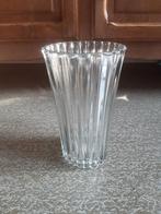 Zware vaas van Luminarc : hoogte 25 cm 💐, Huis en Inrichting, Woonaccessoires | Vazen, Minder dan 50 cm, Glas, Ophalen of Verzenden