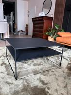 Stoere stalen salontafel „Hiba“, Ophalen, 50 tot 100 cm, Vierkant, 50 tot 100 cm