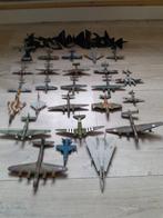 25 avions en métal avec socles, Autres marques, Enlèvement ou Envoi, Utilisé, 1:72 à 1:144