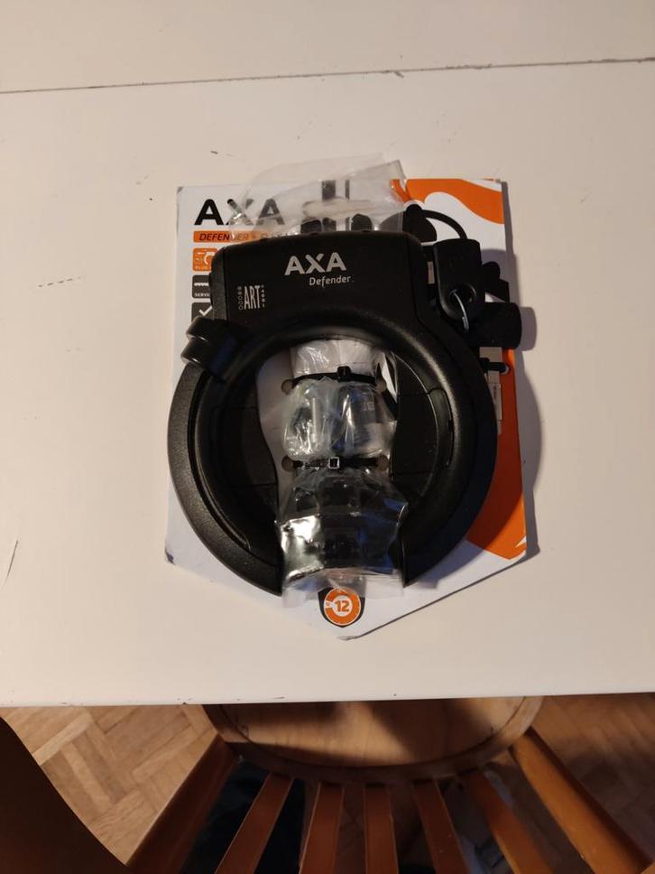 AXA Defender wielslot, Fietsen en Brommers, Fietsaccessoires | Fietssloten, Nieuw, Ringslot, Ophalen