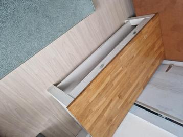 Salontafel beschikbaar voor biedingen