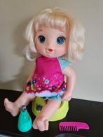 Pop, baby alive. Plast en danst en praat., Enlèvement, Poupée