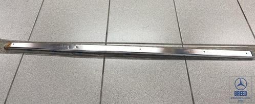 NOS regenlijst rechts voor Mercedes-Benz W116 SE, Auto-onderdelen, Carrosserie, Mercedes-Benz, Nieuw, Ophalen of Verzenden