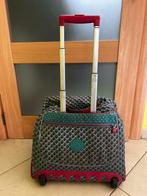 cartable kipling, Enlèvement, Utilisé