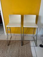2 Ikea barkrukken met lederen gebroken witte zitting, Huis en Inrichting, Barkrukken, Ophalen, Met voetsteun, 60 tot 90 cm, Leer