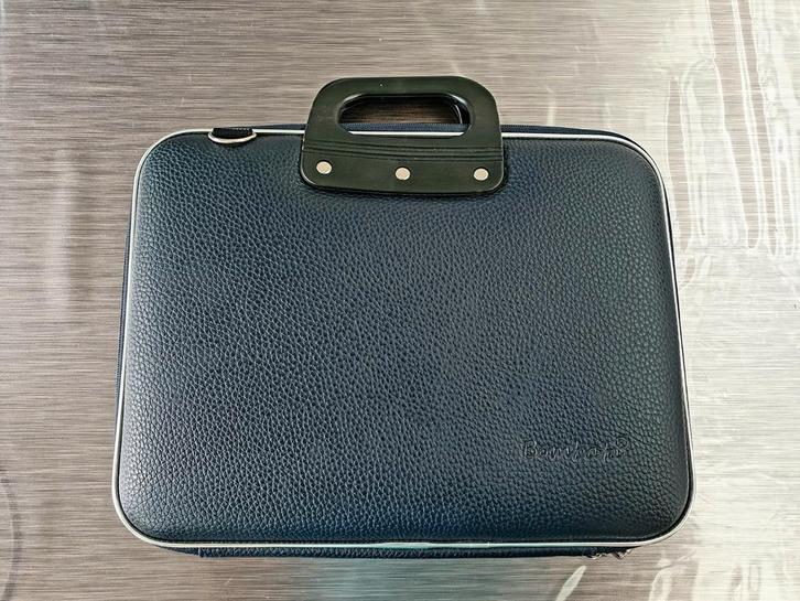 Bombata laptoptas 13 inch, Computers en Software, Laptoptassen, Zo goed als nieuw, Aktetas, 13 inch, Ophalen of Verzenden