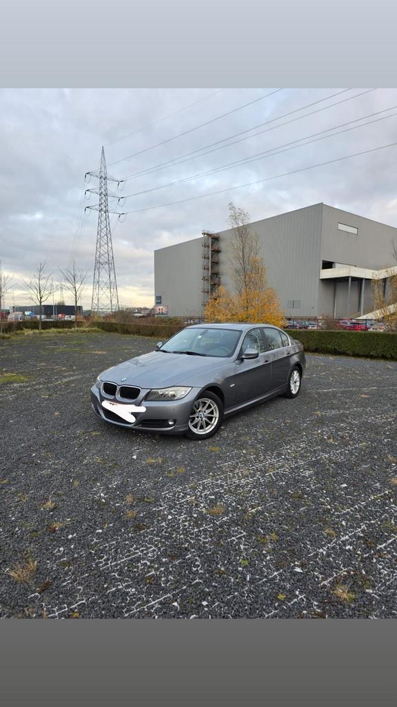 BMW 318d E90 LCI — 136 ch, manuelle, bien entretenue, Autos, BMW, Particulier, Série 3, ABS, Airbags, Air conditionné, Bluetooth
