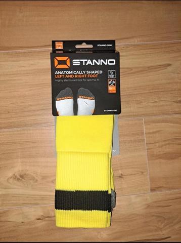 Voetbalkousen Stanno beschikbaar voor biedingen